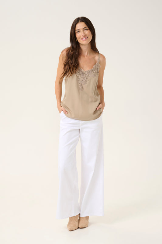 CRAnna Top in Tuffet