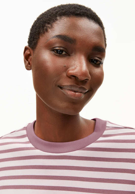 Frankaa Maarlen Stripe Sweater in Ice Grape/Dark Berry