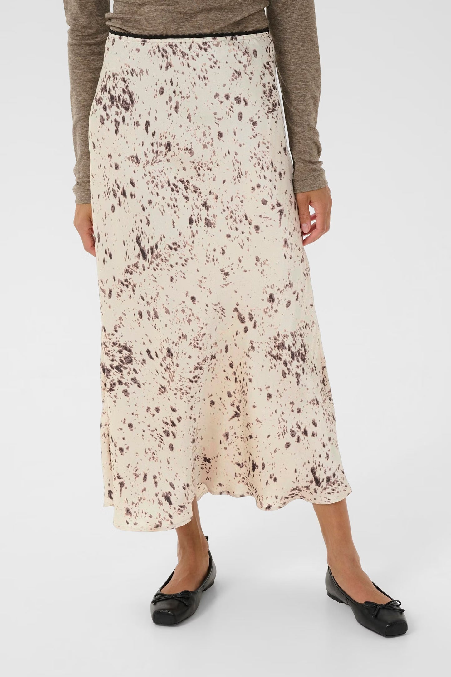LaurinaPW Skirt in French Oak Scattered Print