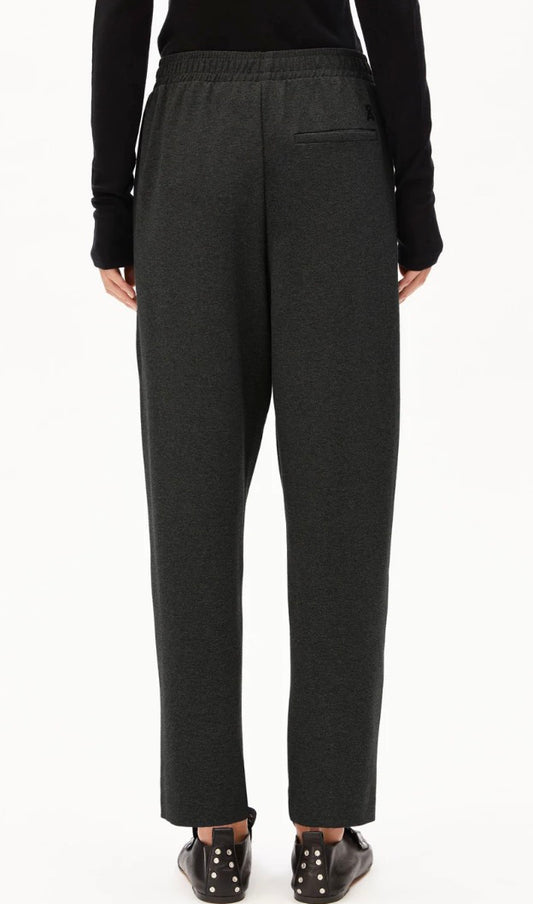 MAGDAALENA PANT - Steel Melange