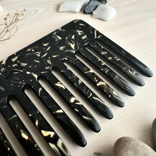 Tines Hair Comb in Portoro