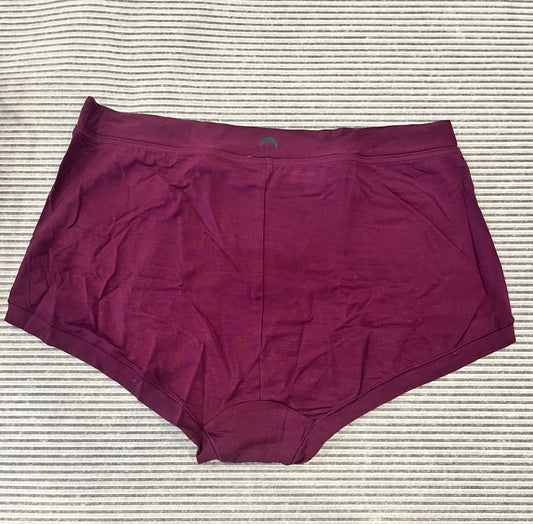 Brief in Plum