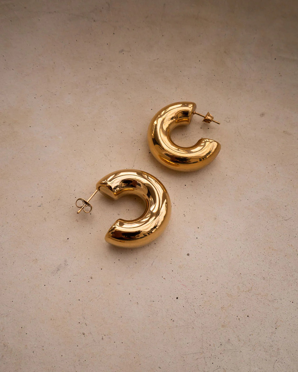 NOEMI HOOPS- GOLD