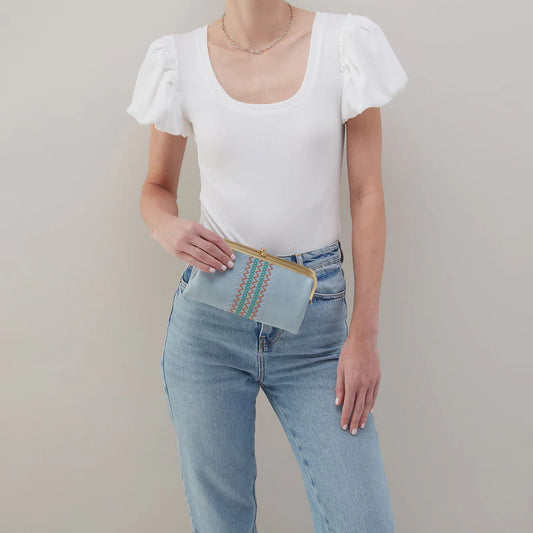 Lauren Clutch-Wallet- SKY