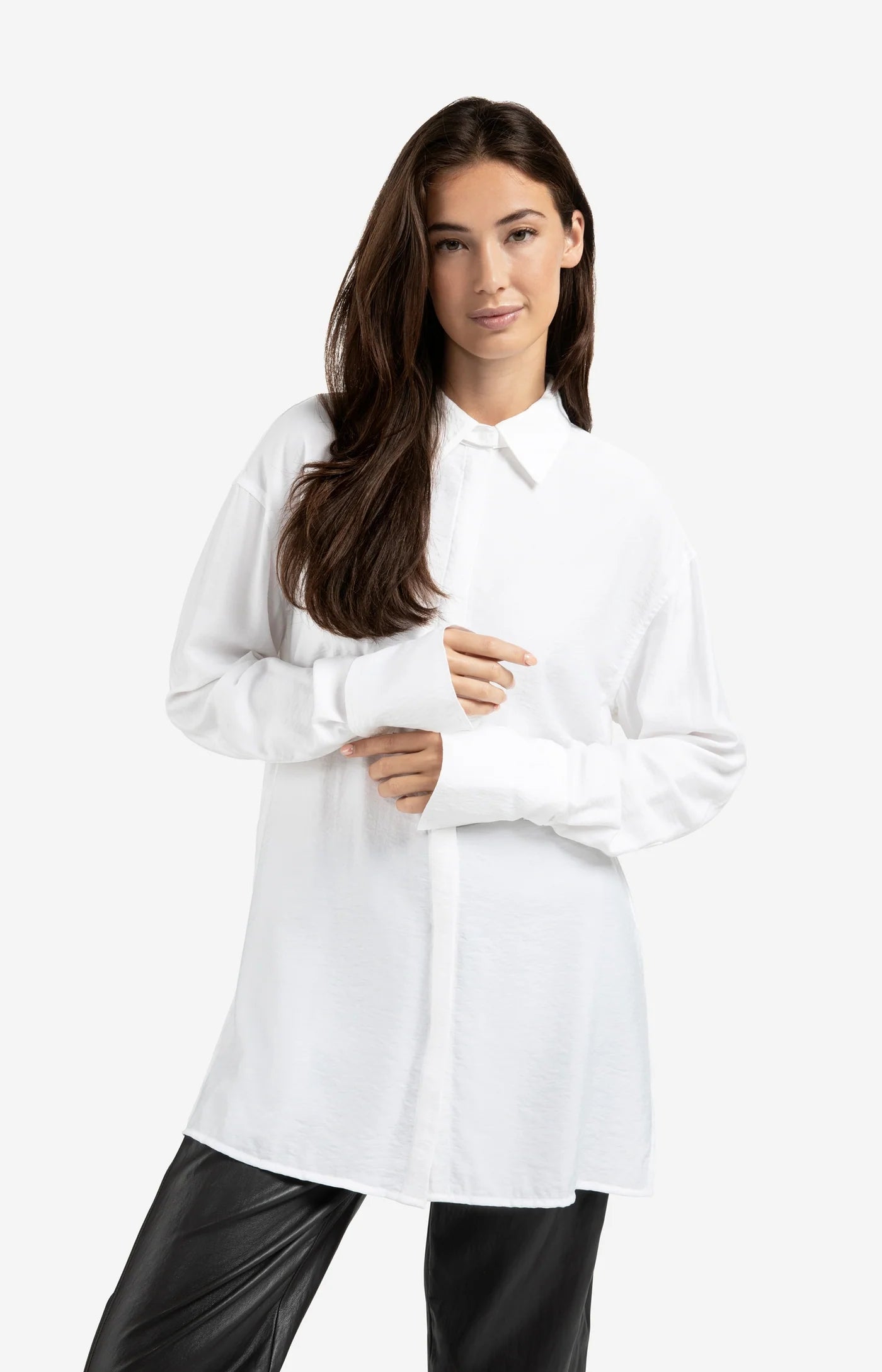Long Shirt With Removable Collar