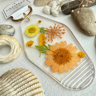 Ashbury Pressed Flowers Keychain in Yellow/Orange