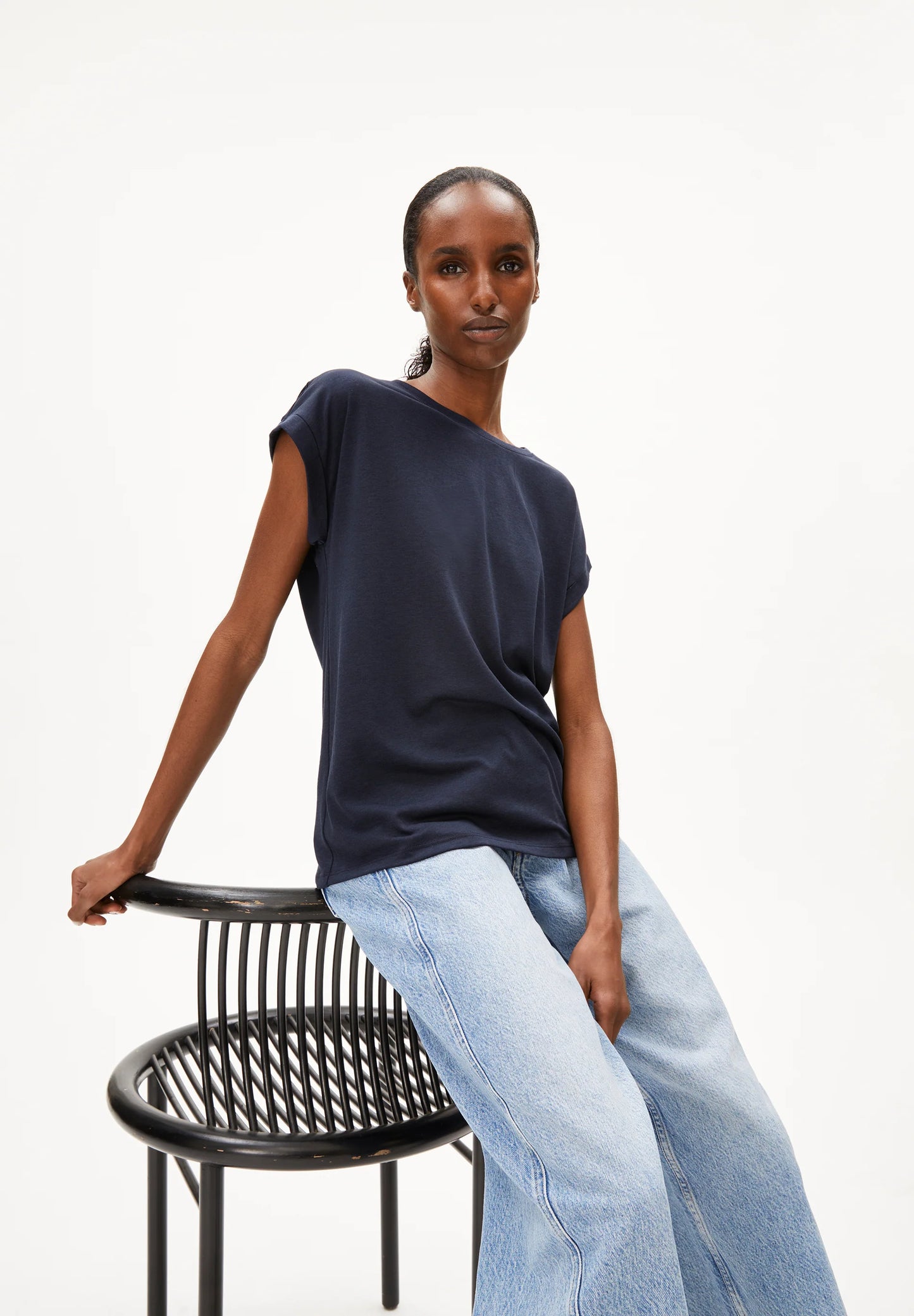 Jilaana T-Shirt - Night Sky