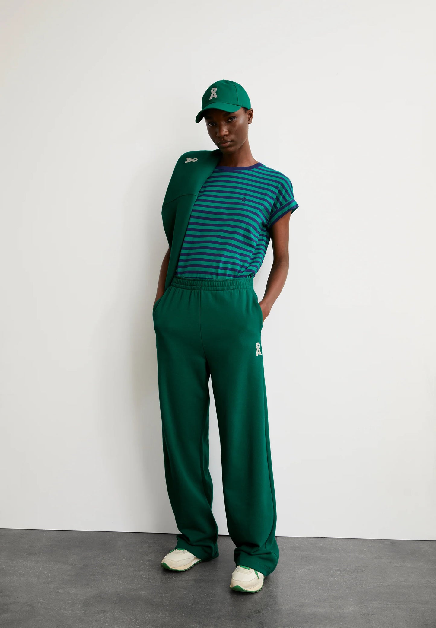 Iconic A Ivaara Pants in Emerald Green