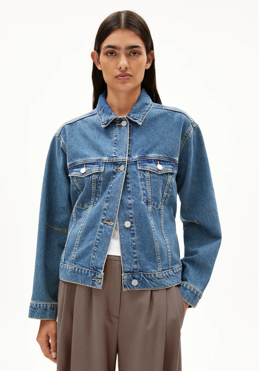 TAANA DENIM JACKET MADE OF RECYCLED COTTON