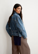 TAANA DENIM JACKET MADE OF RECYCLED COTTON