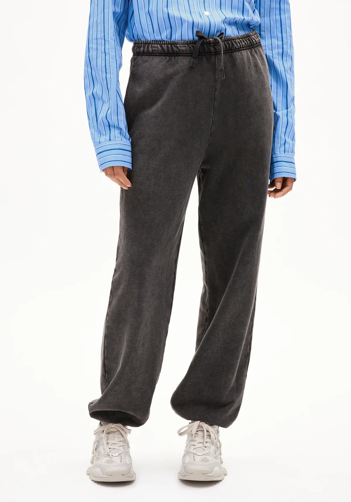 Emissaa Garment Dye Pants in Black