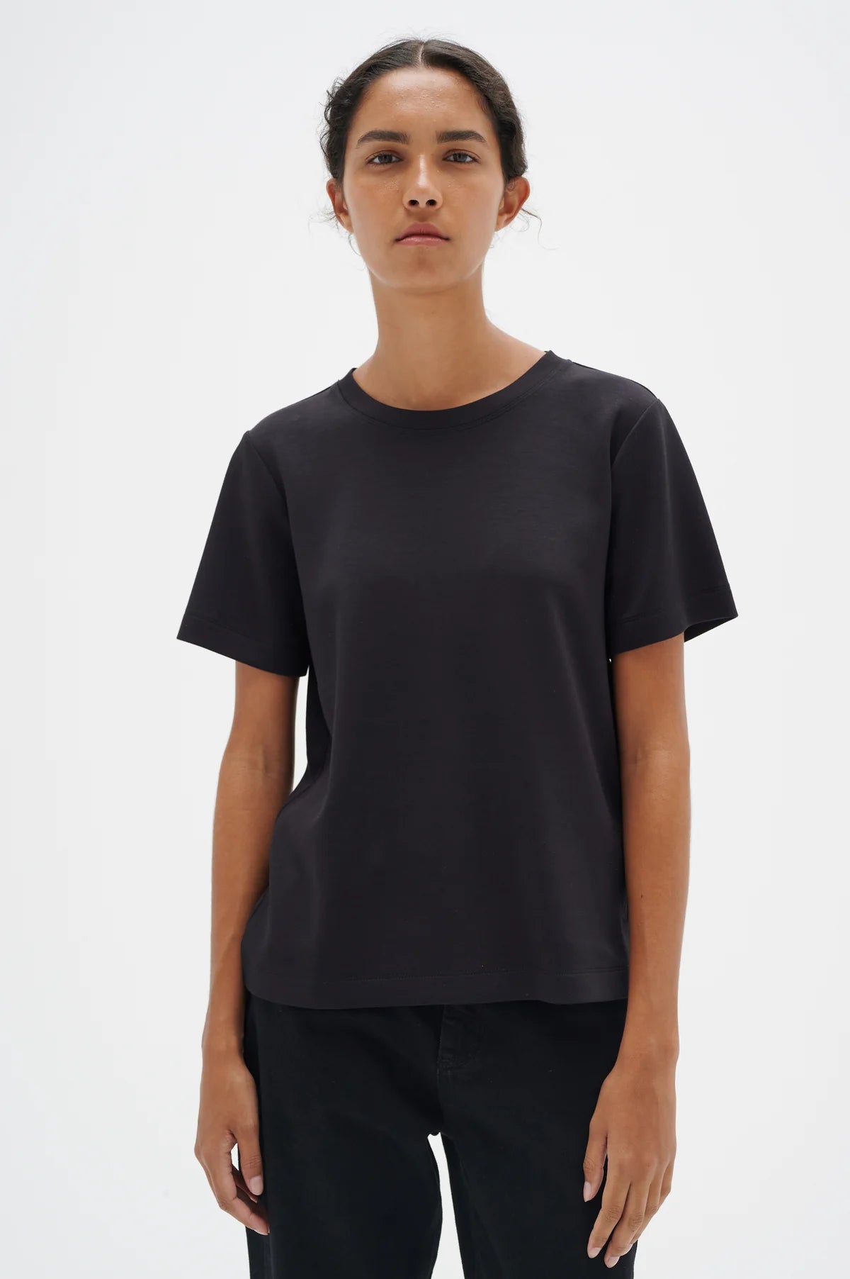 VincentIW Karmen Tee in Black