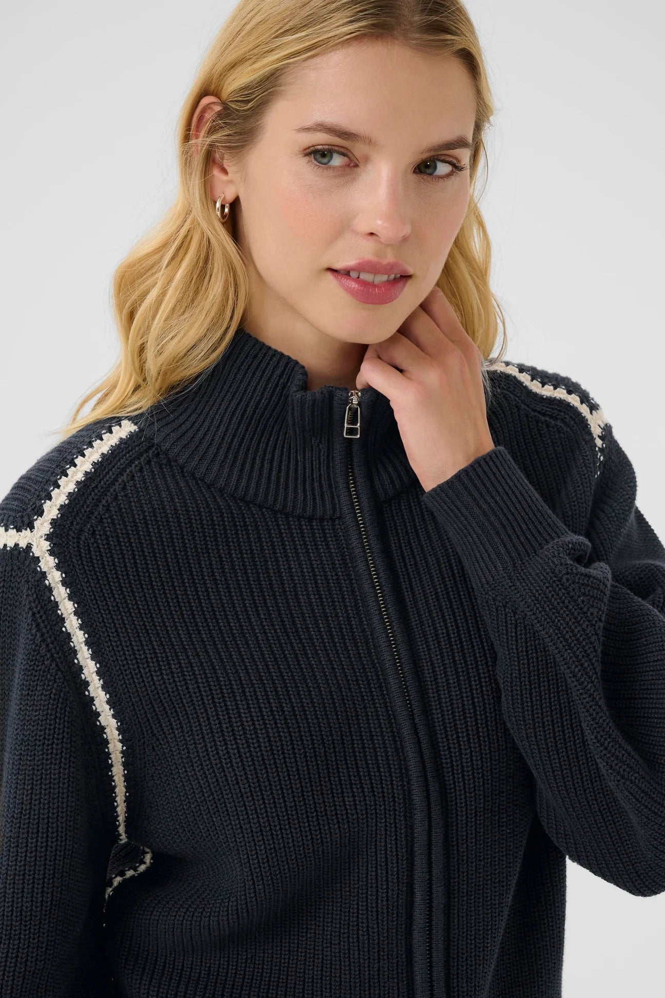 SemraPW Sweater in Dark Navy