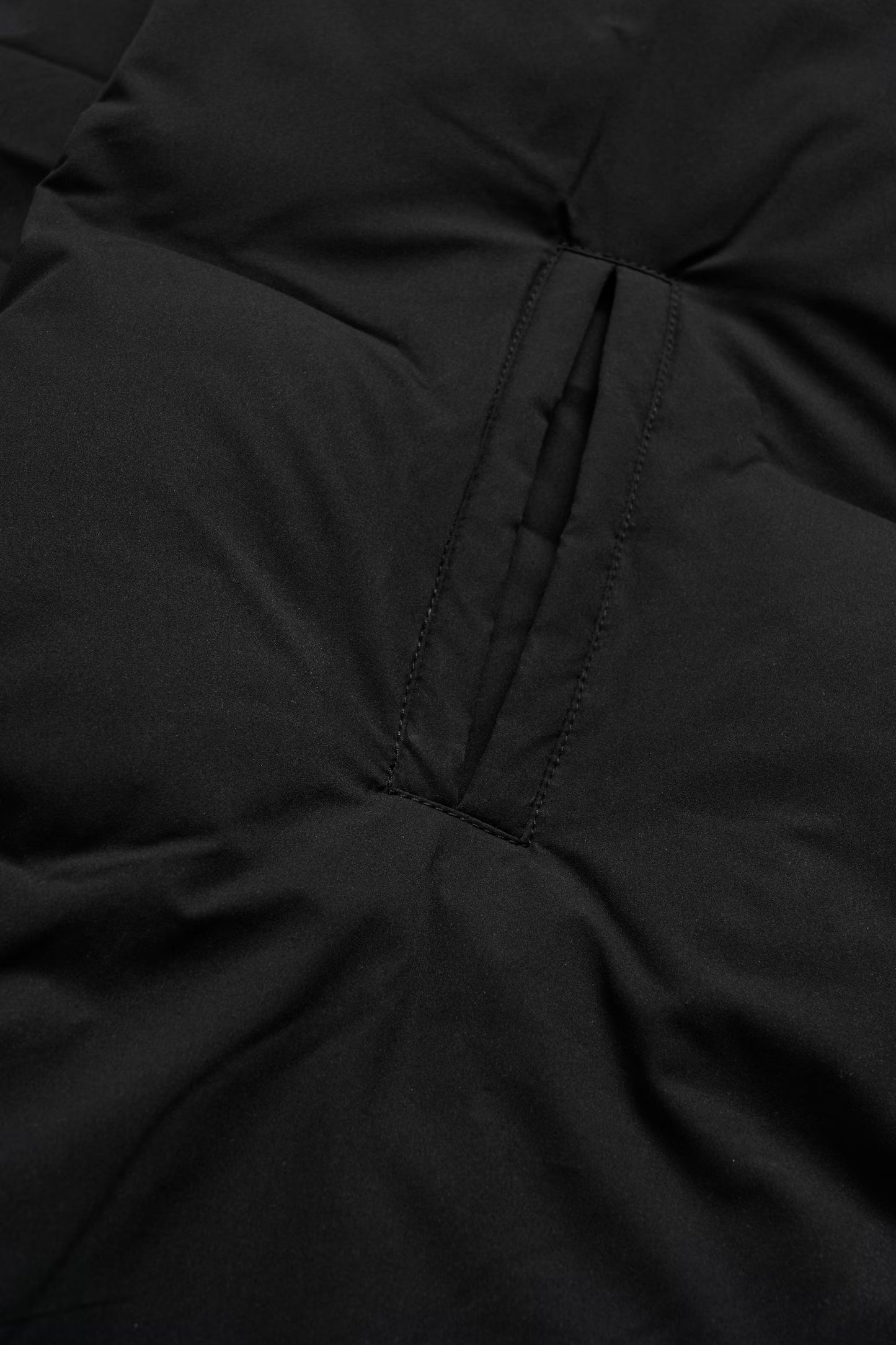 SunitaPW Scarf in Black