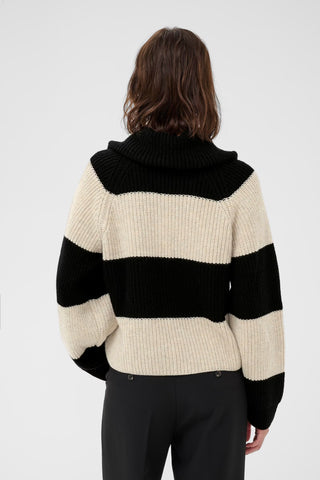 SimraPW Pullover in French Oak & Black