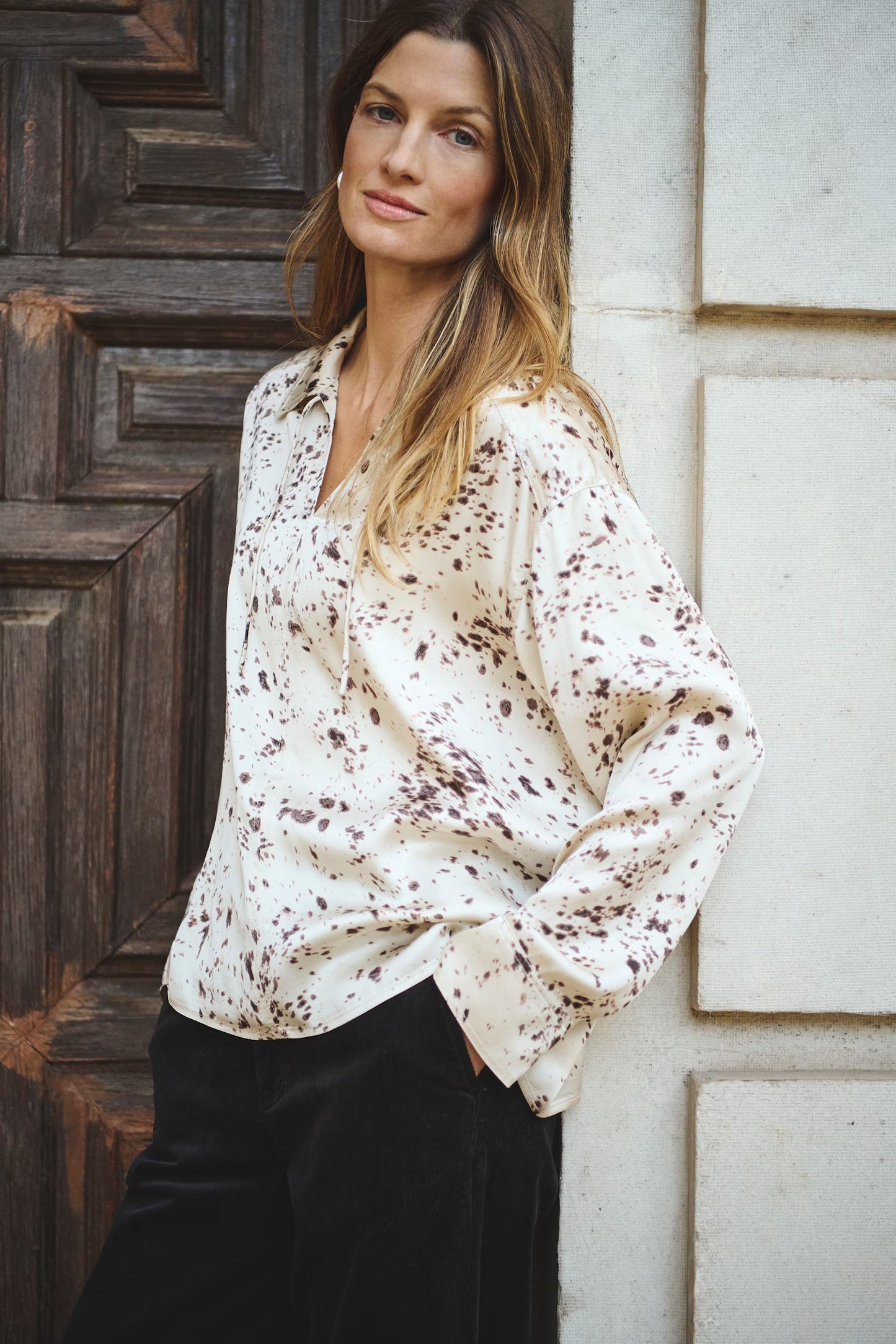 SheenaPW in French Oak Scattered Print