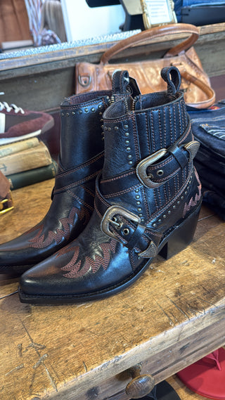 Liberty Black Nancy Buckle Boot in Mossil Negro