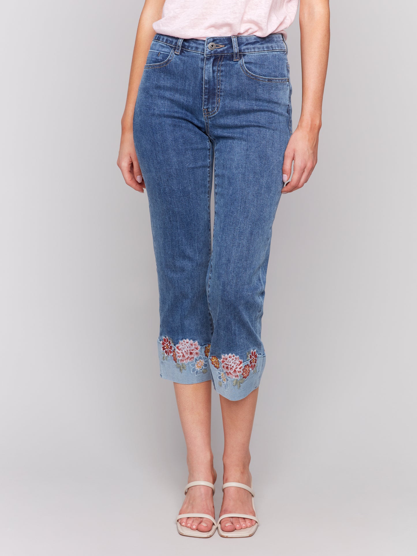 Embroidered Roll Up Cuff Pant