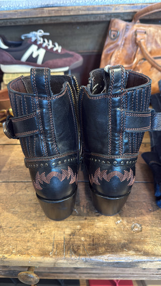 Liberty Black Nancy Buckle Boot in Mossil Negro