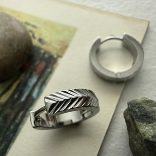 Artemis Chevron Pattern Hoop Earrings in Silver