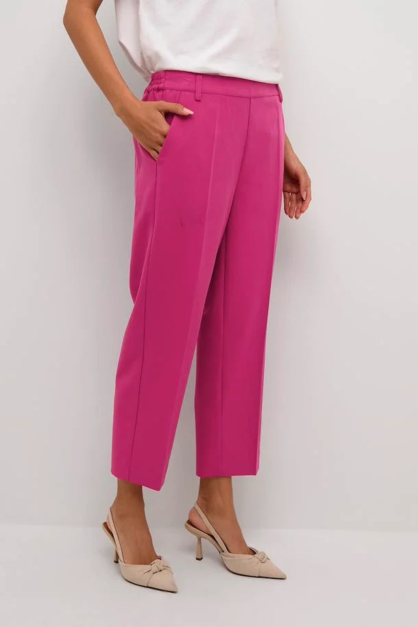 KAsakura HW Cropped Pants