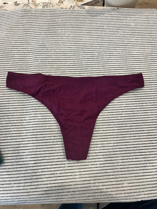 Low Profile Thong in Plum