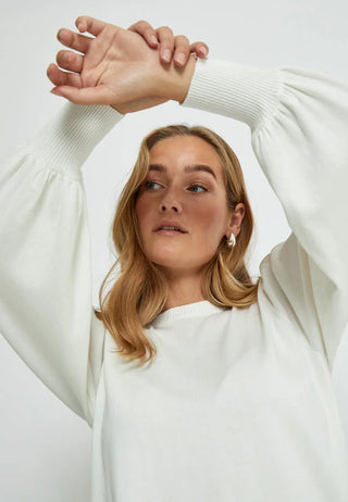 MSLiva Long Sleeve Pullover in Broken White