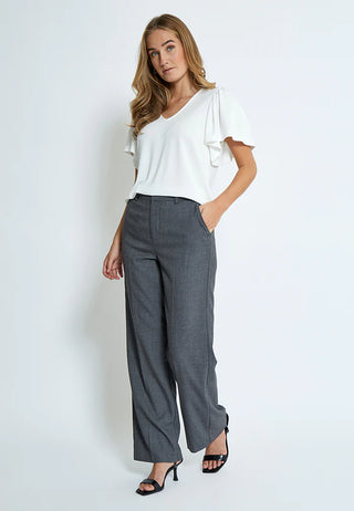 MSRianne V-Neck Tee in Broken White