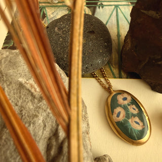 Anemone Floral Cold Oval Porcelain Charm Necklace