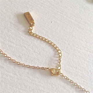 Bullseye Tiny Arrow Charm Necklace in Gold