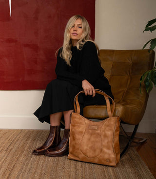 Ridgefield Tote in Camel Hand Wash