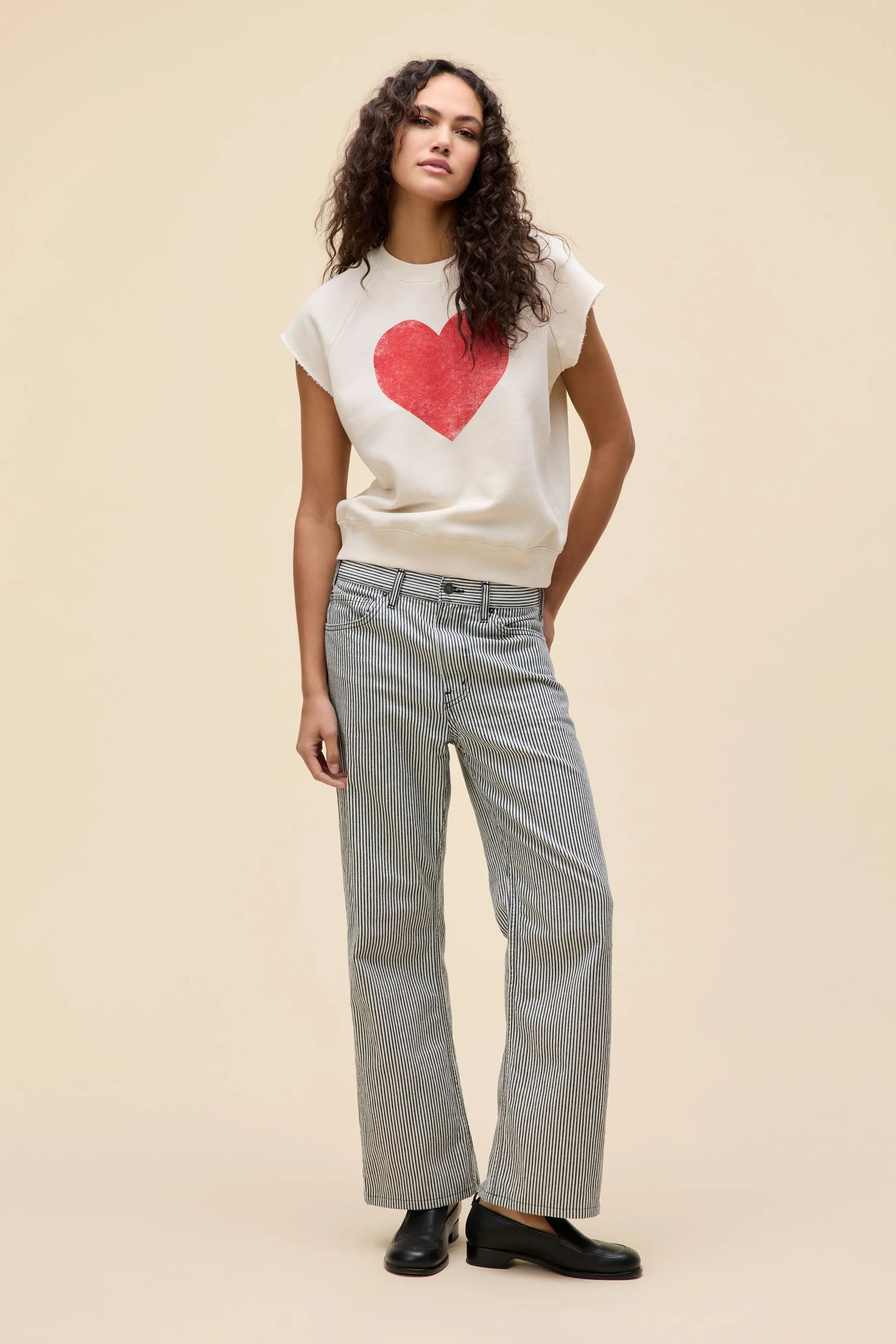 HEART CUT OFF SWEATSHIRT