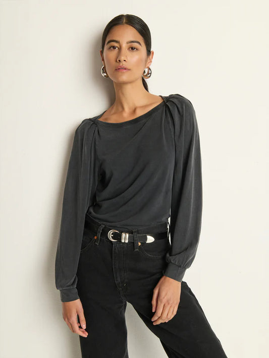 Sammy Envelope Neck Tee in Vintage Black