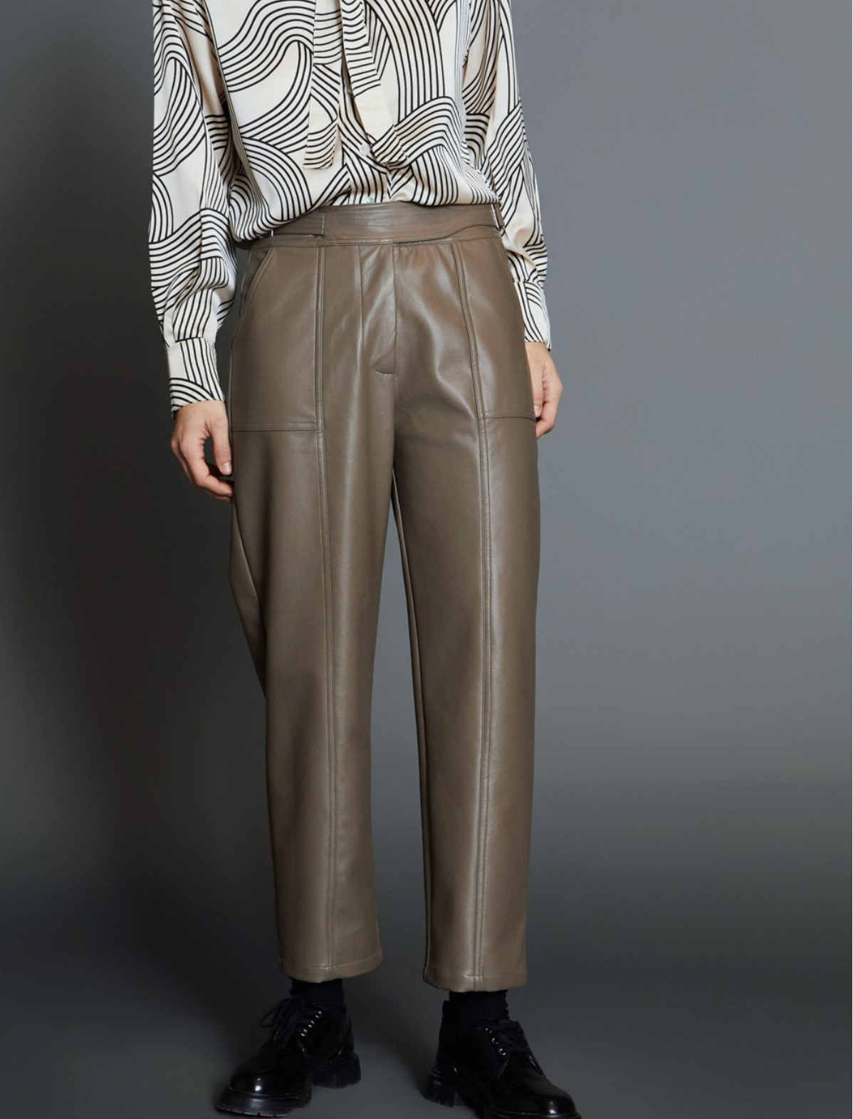 Faux leather Trousers