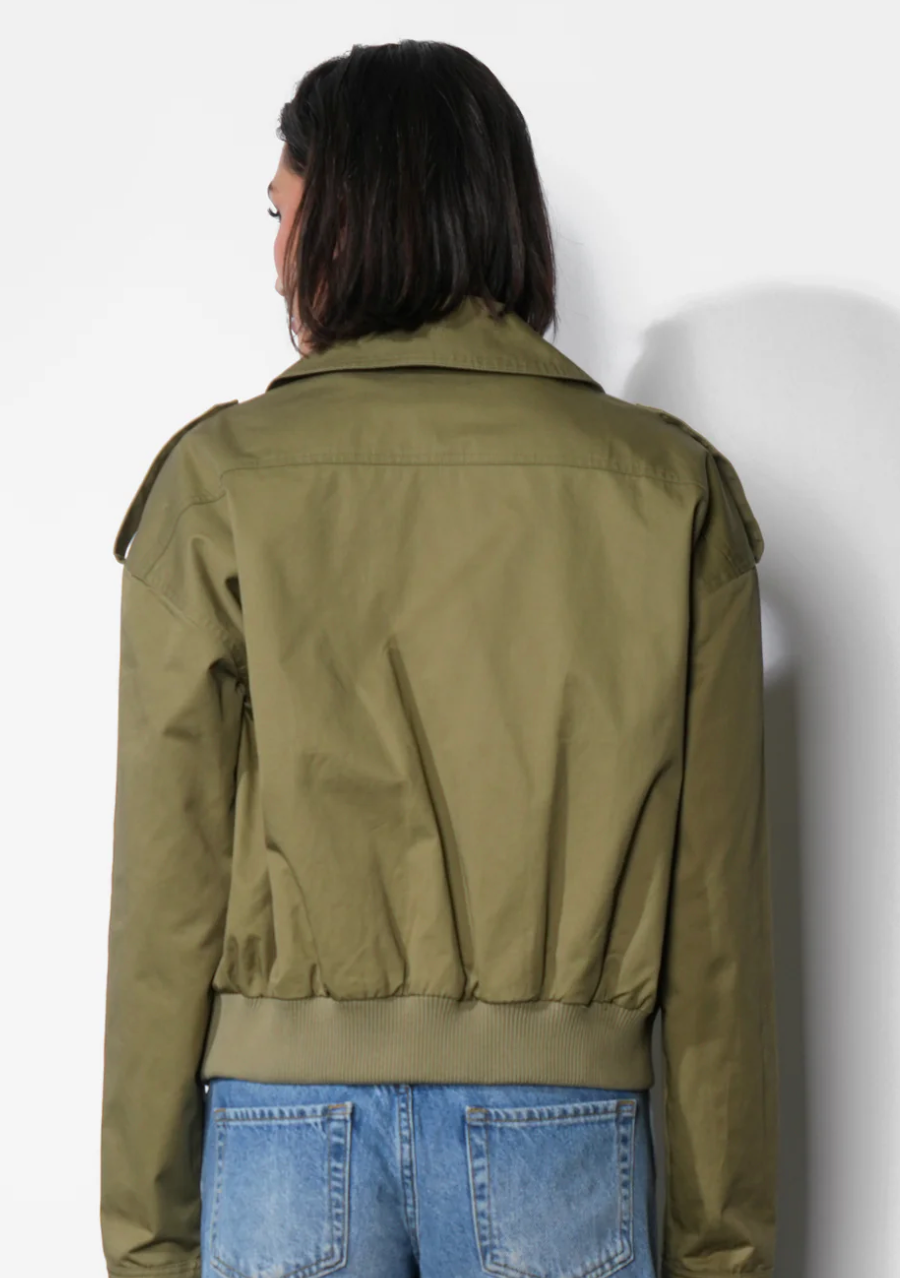 Riley Shortt Trench With Rib Band