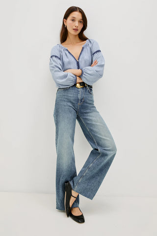 Toshi Top in Medium Cloud Wash