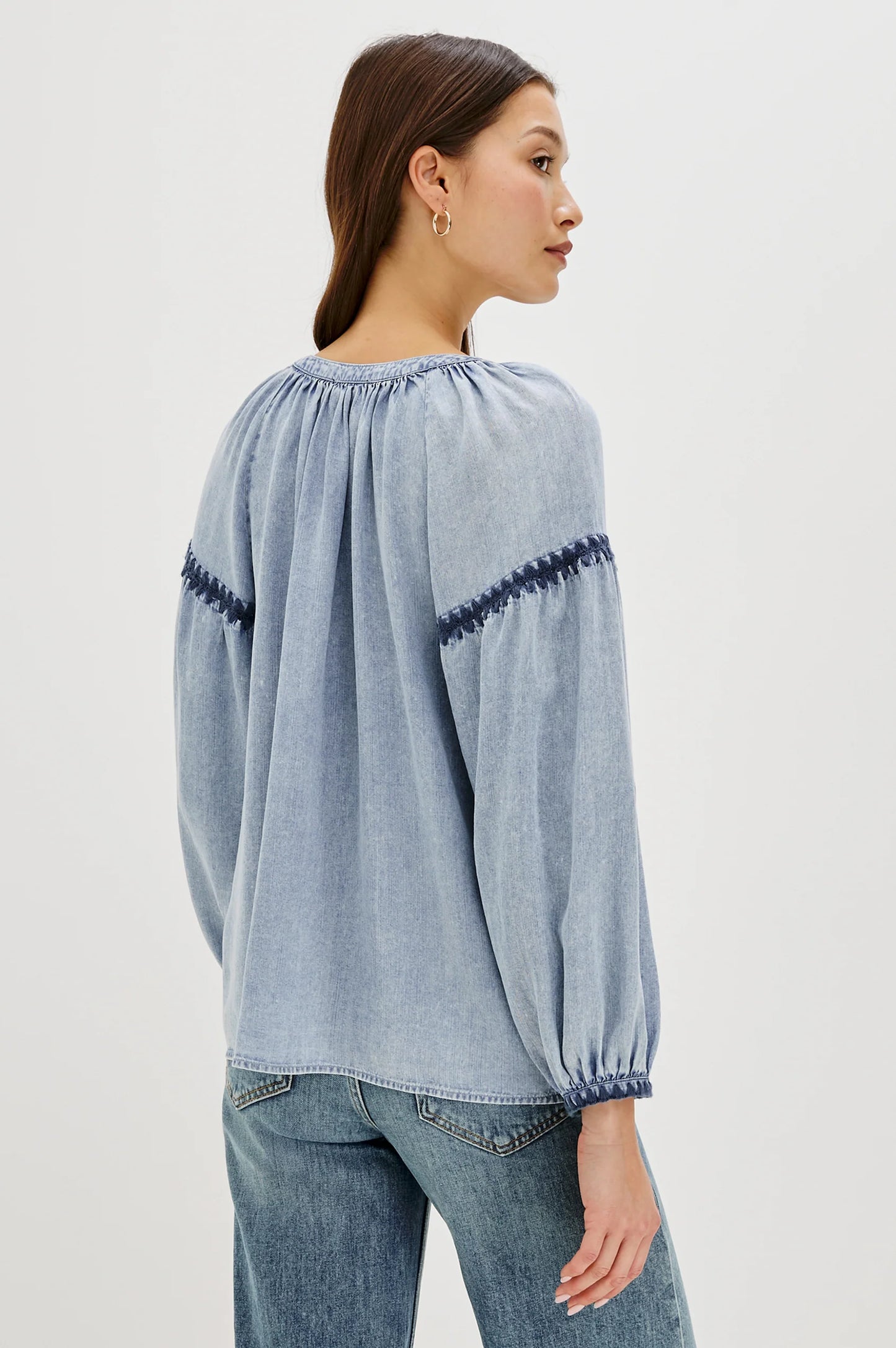 Toshi Top in Medium Cloud Wash