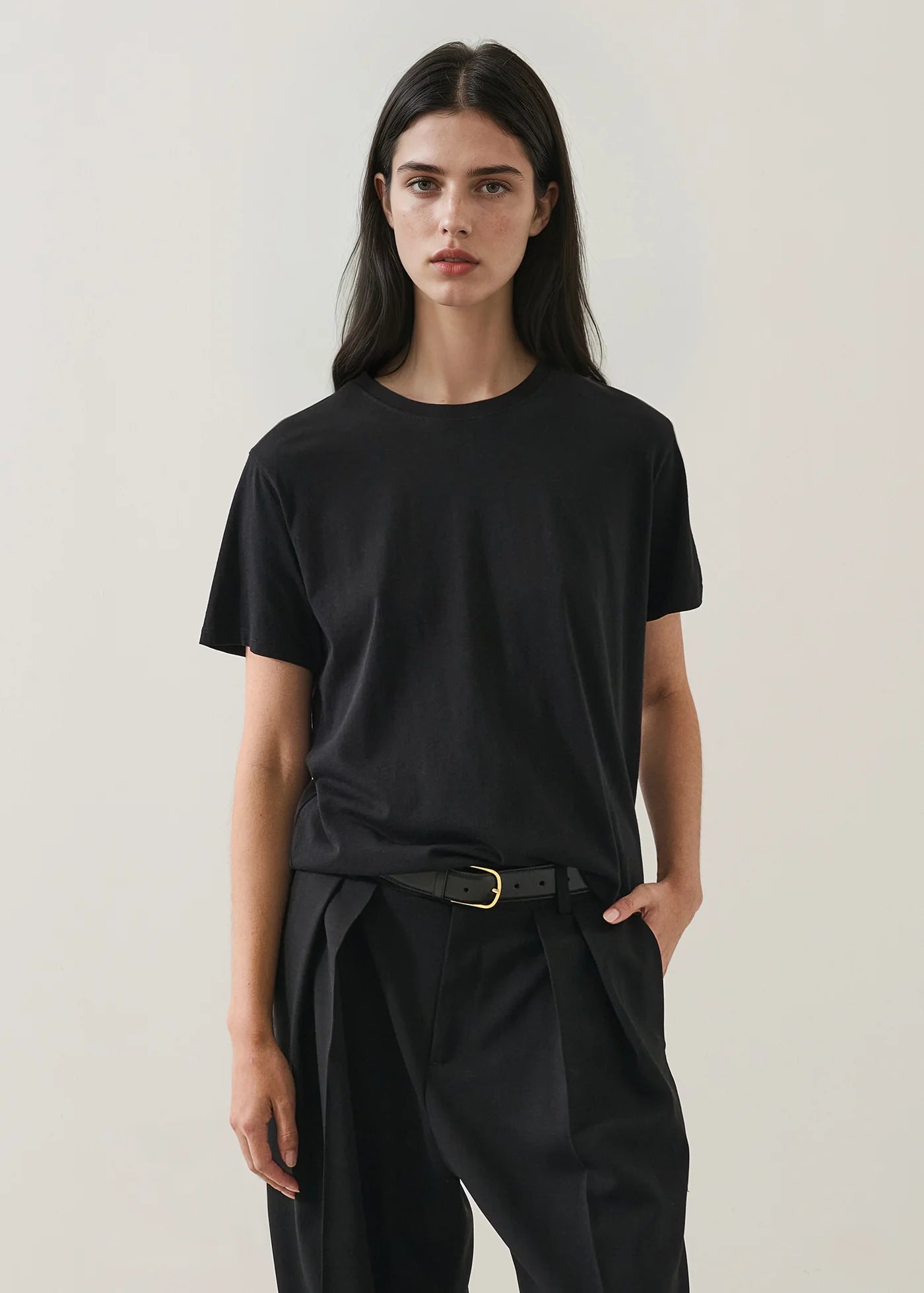 Lightweight Cotton Pima Boyfriend Tee in Black