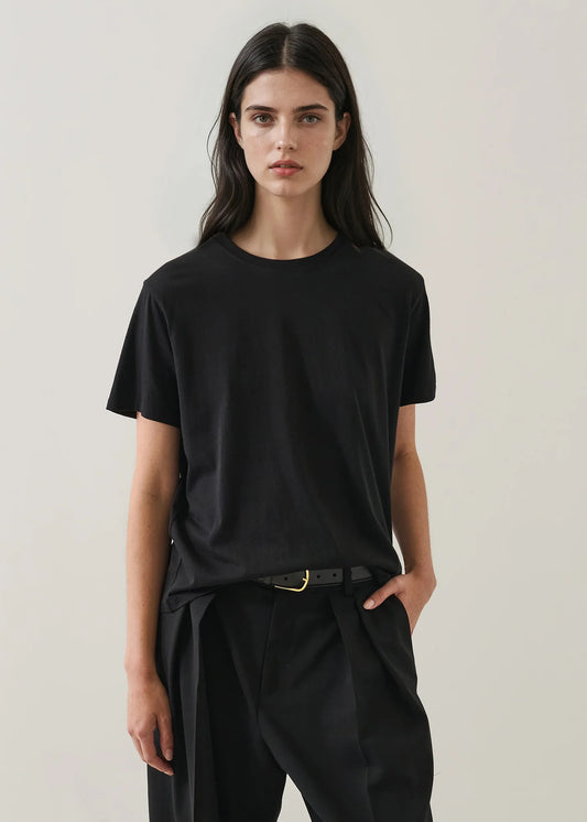 Lightweight Cotton Pima Boyfriend Tee in Black