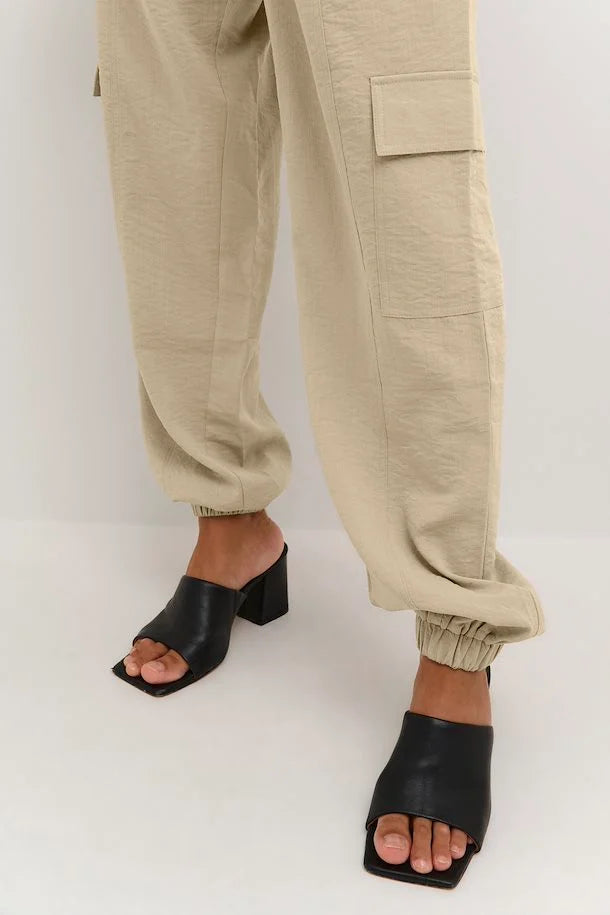 KAmajse Pants