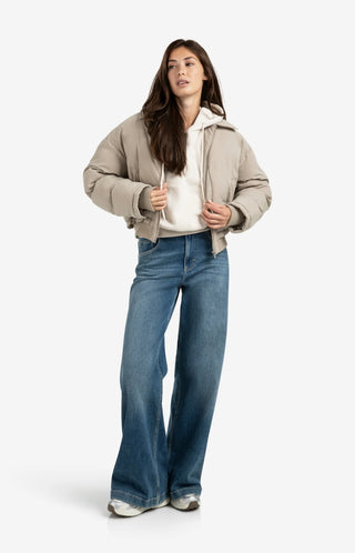 Hoodie with Pleated Bottom