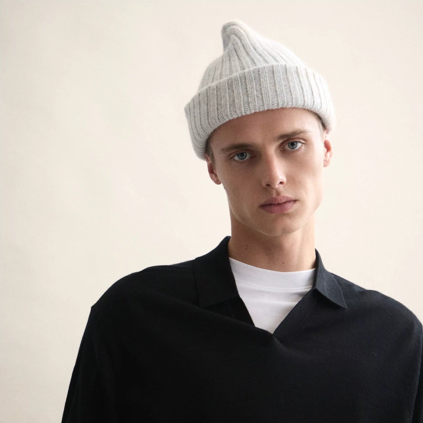 Le Grand Bonnet in Irredescent