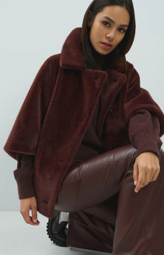 Oversized Reversible Faux Fur Jacket in in Bitter Chocolate