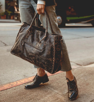Rockaway in Black Lux