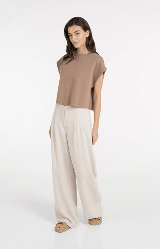 Sleeveless Boxy Sweatshirt in Brown