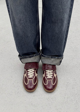 TB.490 Club Leather Sneakers in Patent Deep Burgundy