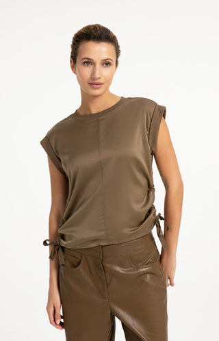 Top with Drawstring Detail