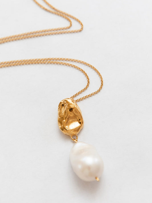 The Mountain Pearl Necklace